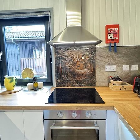 הוילה דונון Wooden Cosy Retreat Hunters Quay מראה חיצוני תמונה